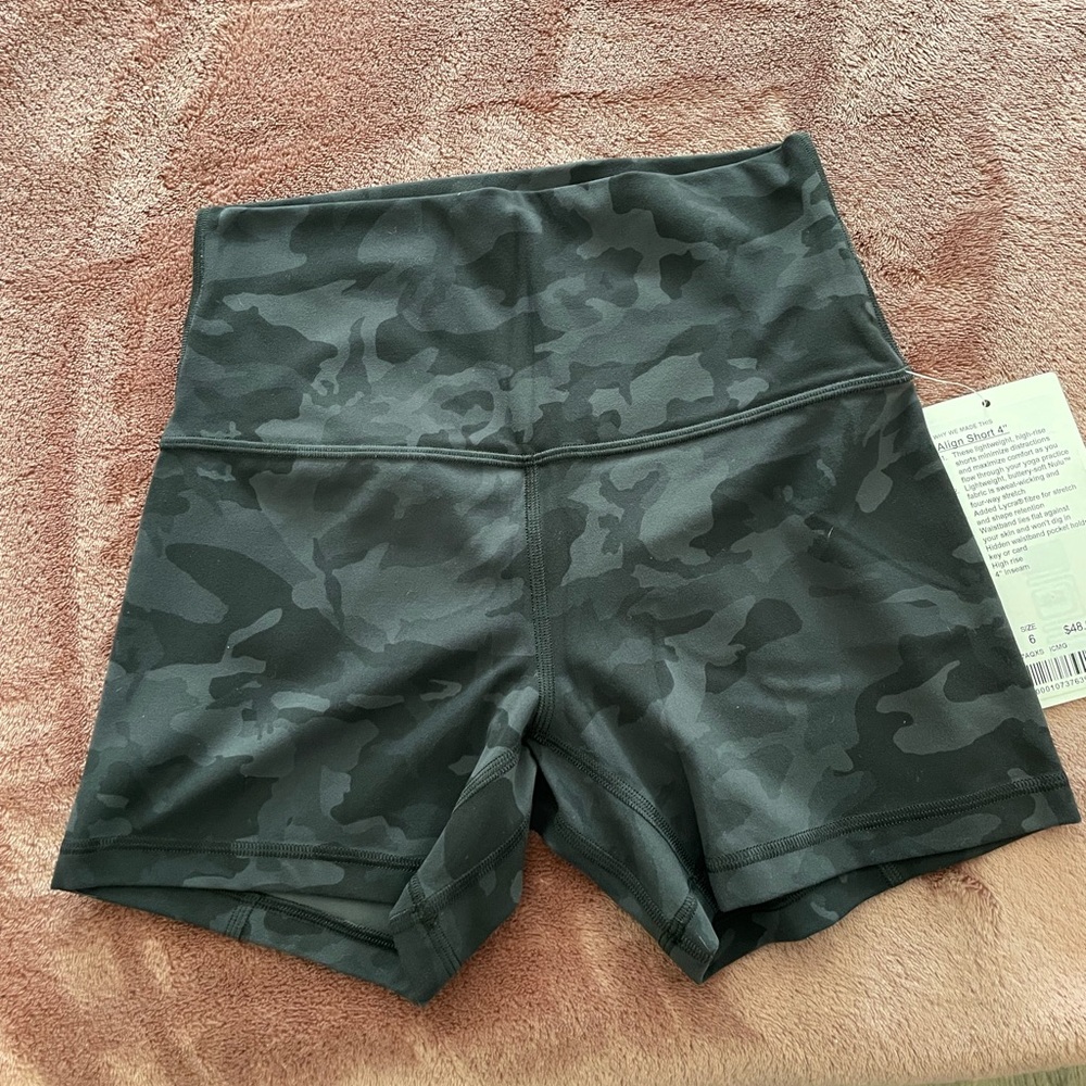 Lululemon align shorts 4” black camouflage
